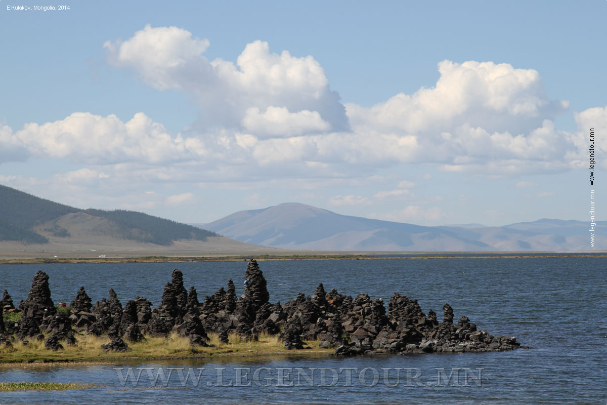 Photo. Terkhiin Tsagaan nuur (great white lake). Mongolia.