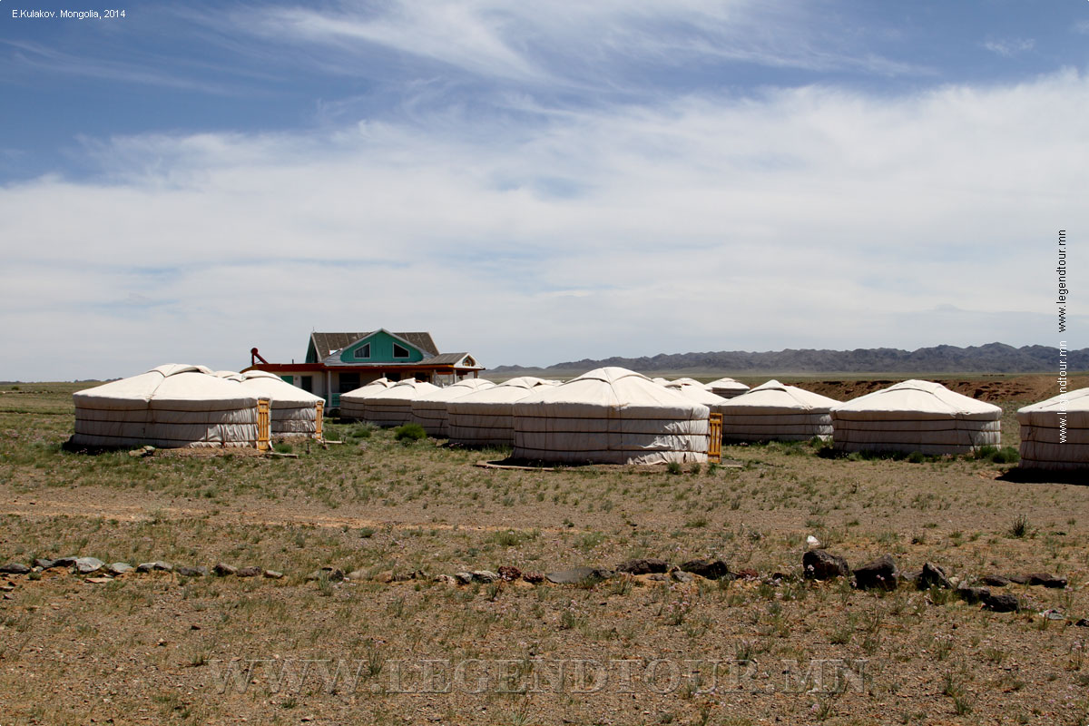 Photo. Gobi Anar Ger camp. Khongor sand dune. South Gobi. Mongolia.