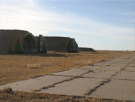 Фотография. Бывший советский аэродром в горде Чойболсан.