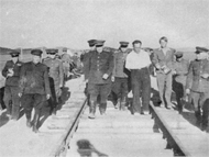 Фотография. Приемная комиссия новой железнодорожной линии. Третий со слева маршал Чойбалсан.