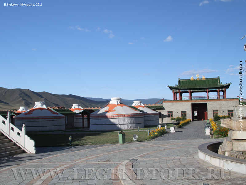 Фотография. Гостиница Монголия. Улан-Батор.