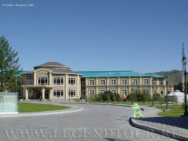 Фотография. Гостиница Terelj Hotel 5*. Национальный парк Тэрэлж. Монголия.