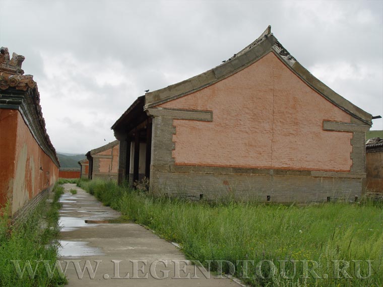 Фотография. Монастырь Амарбайсгалант. Селенгинский аймак. Монголия. Е.Кулаков. 2009 год.