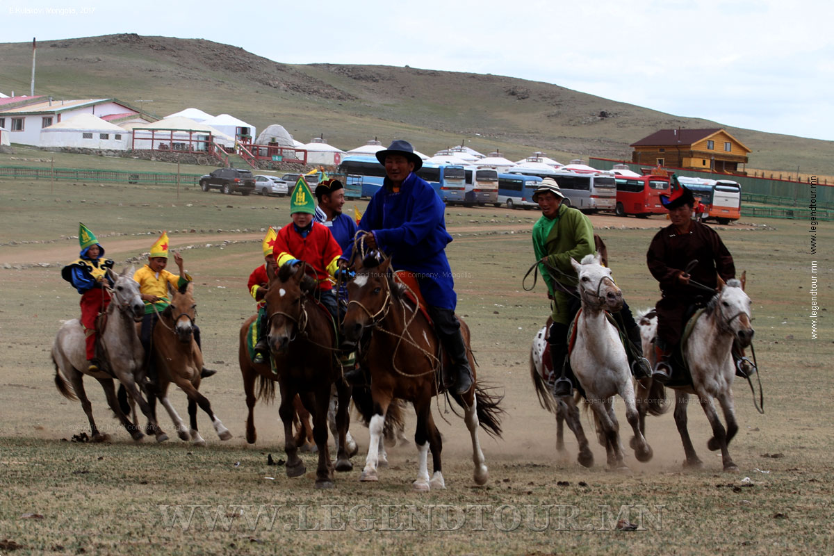 Фотография. Мини Наадам. Турбаза Монгол Номадик.