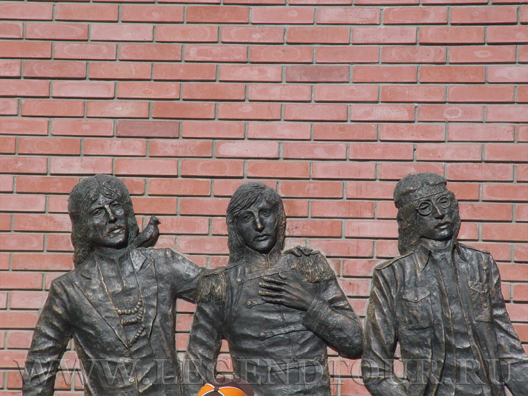 Photo. Beatles monument in Ulaanbaatar.