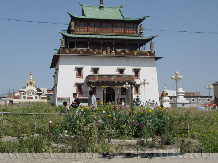 Фотография. Гандан. Буддийский монастырь Гандантекчинлинг (Гандан). Улан-Батор.