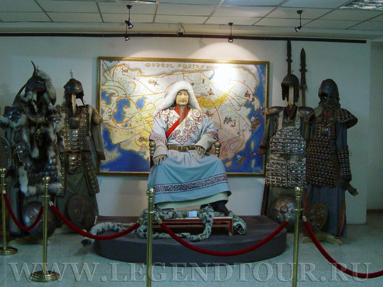 Photo. Museum of Mongolian Costumes, Ulan Bator.