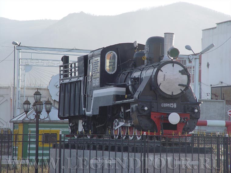 Фотография. Паровоз типа 159. Музей железнодорожной техники. Улан-Батор. Монголия.